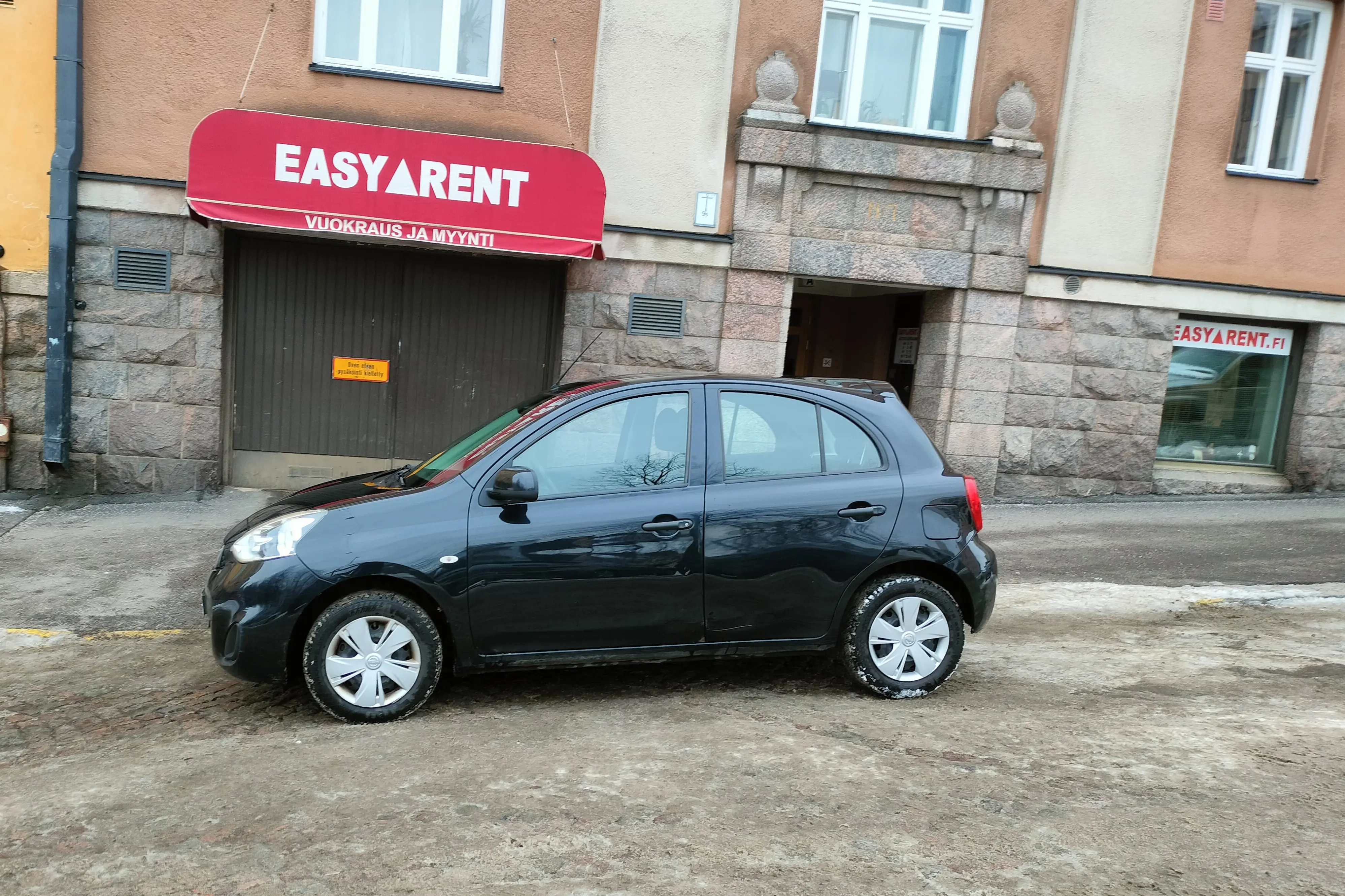 Vuokraa Nissan Micra Easyrentiltä