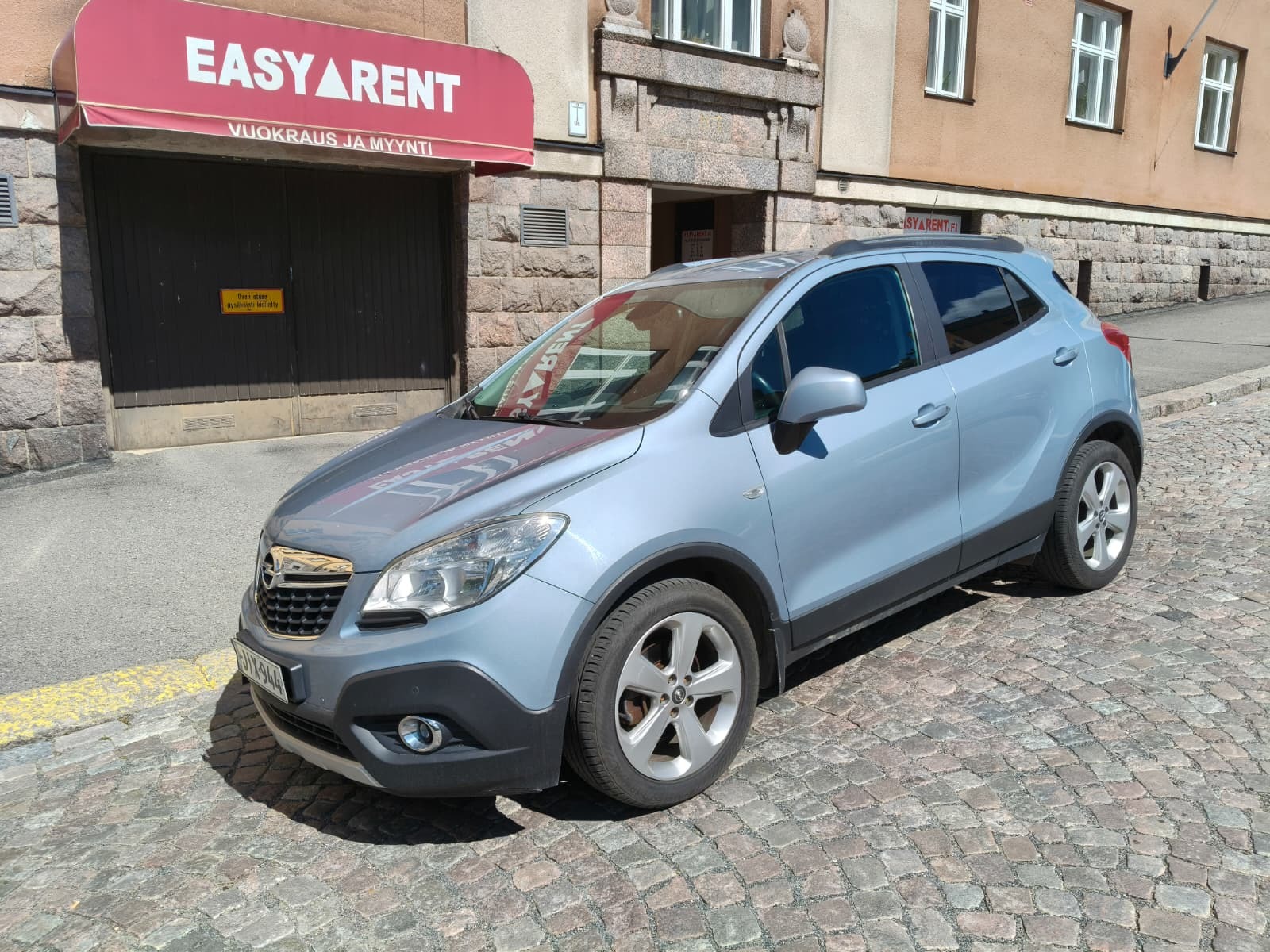 Vuokraa opel-mokka-suv-easyrent-1 Easyrentiltä